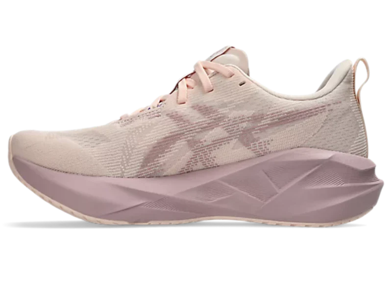 Asics Novablast 5 Chaussures Course (femme)