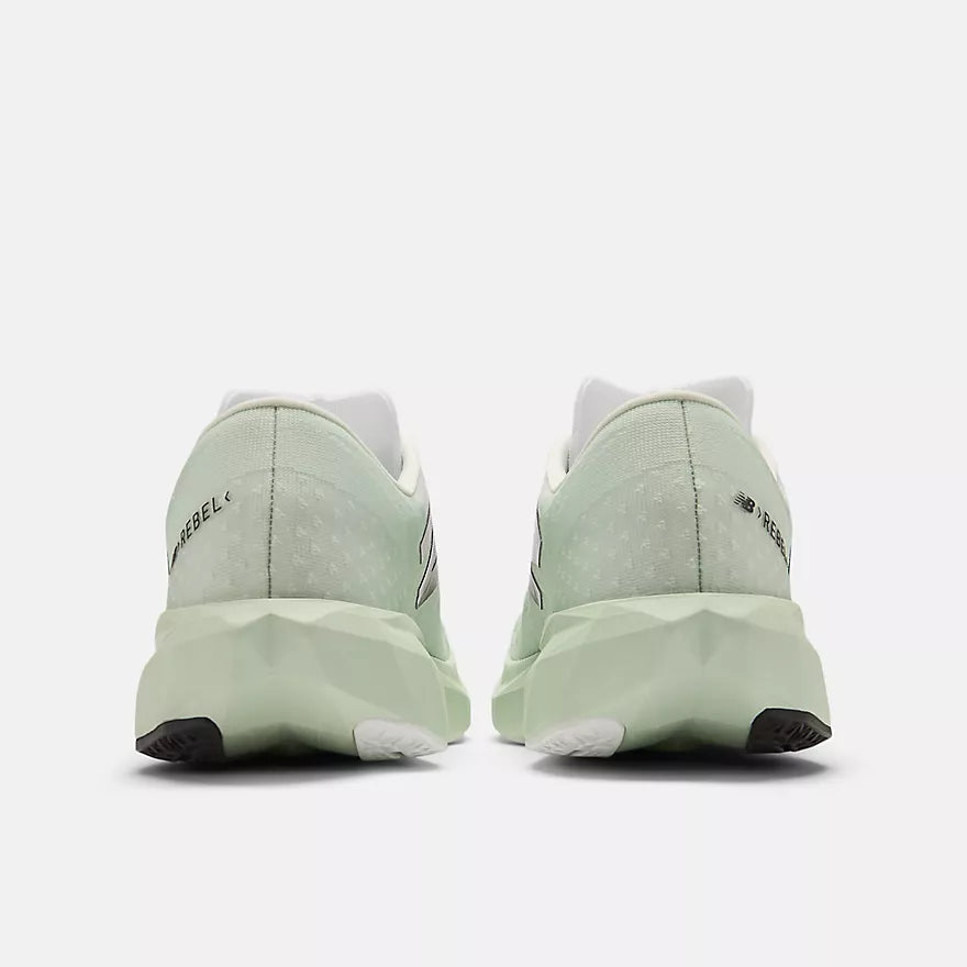 New Balance Fuelcell Rebel V4 Chaussures Course (homme)